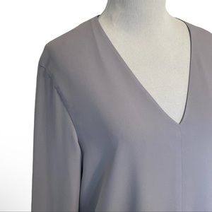 Aritzia Babaton Gray-Lavender V-Neck Blouse XS